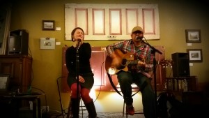 Matt & Laurel live at Insomnia playing "Pieces Apart."
